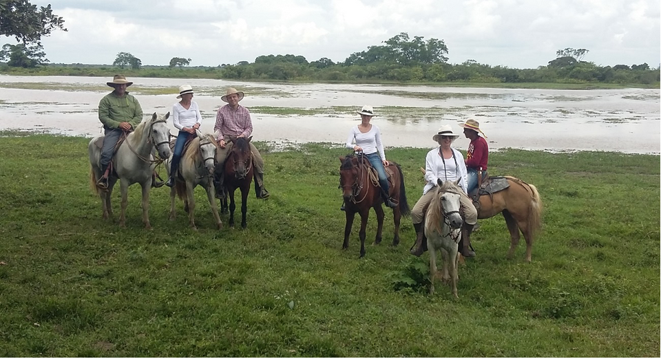 HORSEBACK RIDING ON CATTLE RANCHES WHERE MEN DON'T WEAR SHOES (11 DAYS -10 NIGHTS).